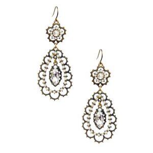 NEW Chloe + Isabel Pearl + Crystal Floral Filigree Earrings